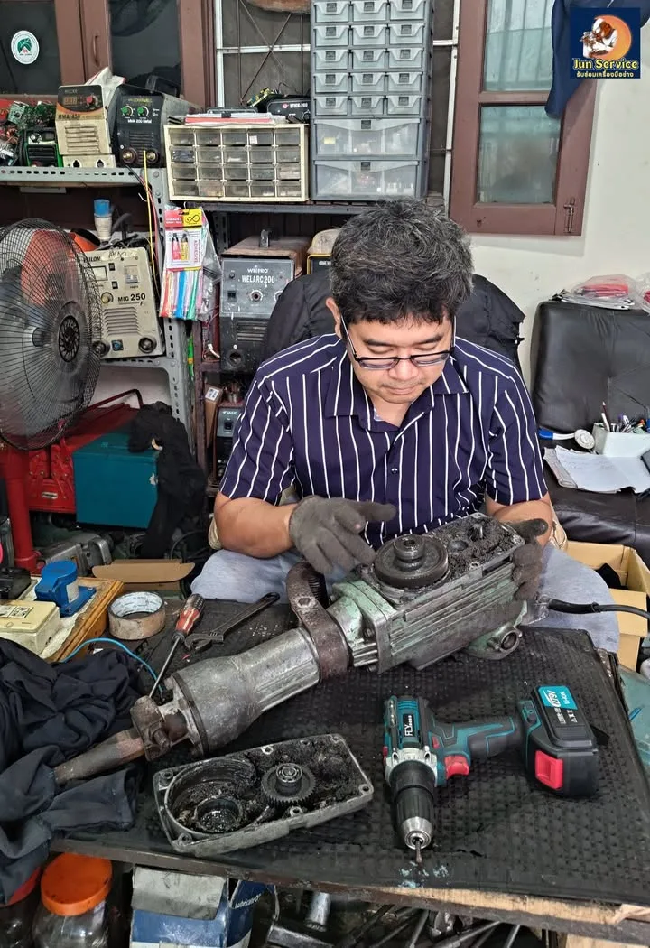 ซ่อมเกียร์มอเตอร์ขนาดใหญ่